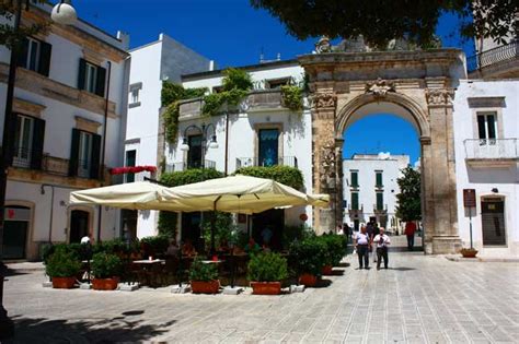 A lingua franca, also known as a bridge language, common language, trade language, auxiliary language, vehicular language, or link language. Martina Franca | Visit Puglia Italy | Where to go in ...