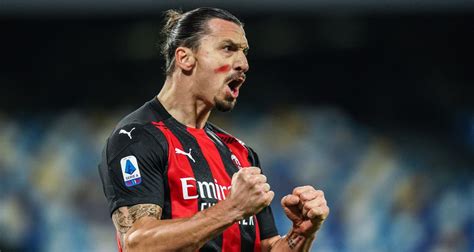 Zlatan ibrahimovic wurde am 03.10.1981 geboren. AC Milan : Zlatan Ibrahimovic dévoile les secrets de sa ...