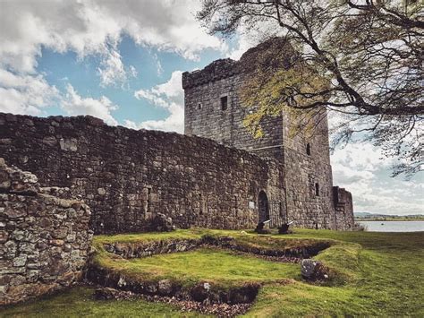 Thecastlehunter On Instagram Lochleven Castle Scotland Castle