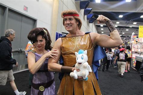 12 Rare Disney Characters And Mascots You Didnt Know You Could Meet At
