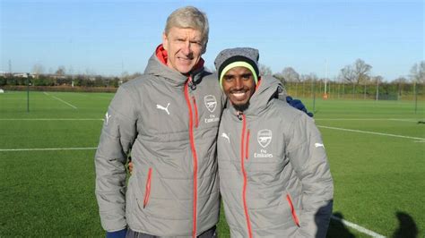 Sir Mo Farah Lives Arsenal Dream After Taking Part In Colney Training