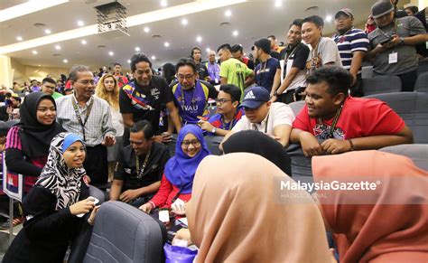 Selepas 16 tahun penganjuran di malaysia ini adalah peluang anda untuk mendapatkan tiket berharga rm 10. KJ Suntik Semangat Sukarelawan Sukan Sea 2017