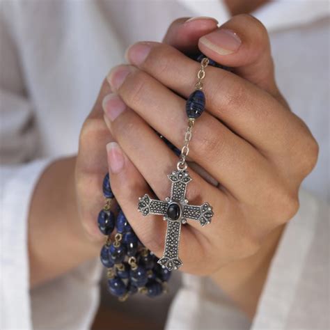 Manners for expressing your condolences. How Soon Are Funerals After Someone Dies for Catholics ...