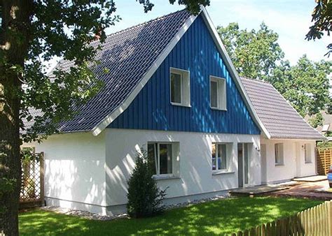 Rollaway/extra beds (surcharge) are also available. Altes Haus