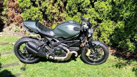 The monster 1100evo perfectly mixes high engine power, a ducati safety pack (abs + dtc) contained of advanced electronics, a new sports concept and superior riding pleasure to refine the original monster formula, which makes it an icon of. 2013 Ducati Monster Evo 1100 Diesel Edition for Sale in ...