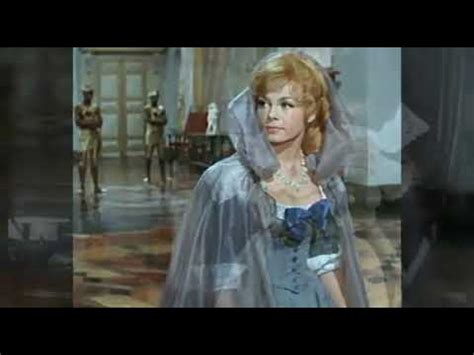 Michèle mercier ❀ мишель мерсье. Thème Angélique marquise des anges - YouTube
