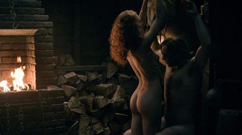 Sophie Skelton Naked Sex Scene From Outlander ScandalPost