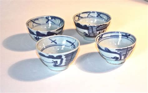 Rice wine vinegar which is also referred to as rice vinegar and rice wine are both used in cooking. 19th Century Chinese Blue and White Rice Wine Cups : Art ...