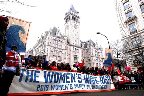 Womens March 2019 Thousands Of Protesters Across Us Rally Amid