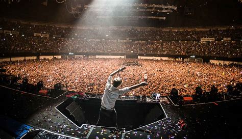 Free music and noise musicians from amsterdam. Zaalplan Lotto Arena
