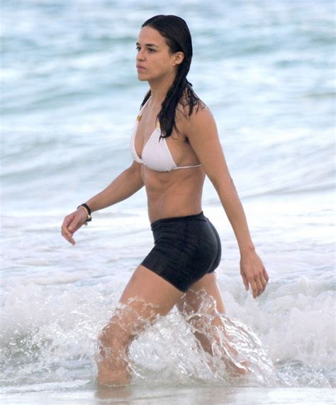 Michelle Rodriguez Sexy 21 Photos Thefappening