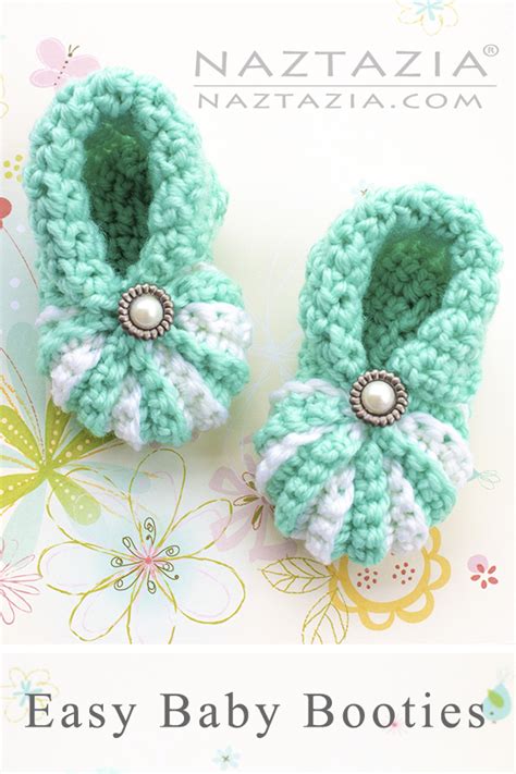 How to crochet alternate stripes scarf by naztazia. How to Crochet Simple Baby Booties - Naztazia
