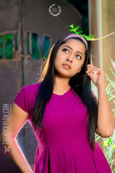 Sri Lankan Model Sachinthani Kaushalya Looks Beautiful In Pink Frock