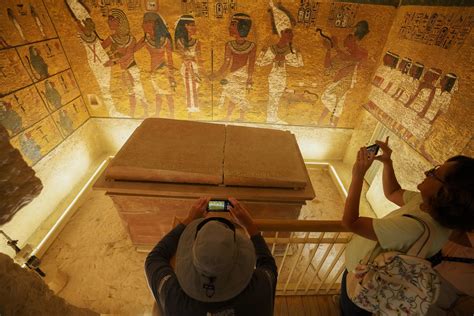 La Tomba Di Tutankhamon Sapereit