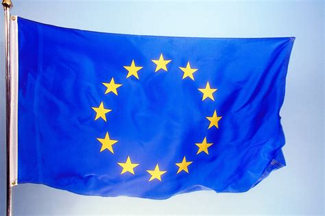 Приємно, чорт забирай, коли голландія, португалія і франція вилітають раніше наших)). Великобританія, Франція, Італія, Бельгія, Швейцарія ...
