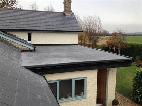 Flat Roof Repair Vs Replacement Options