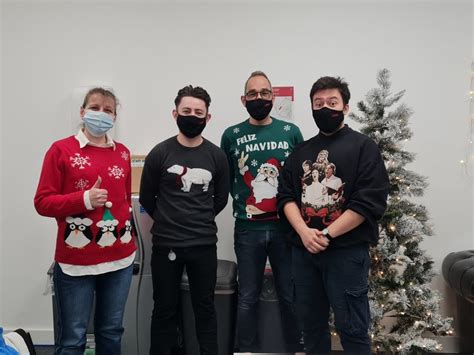 Vmi Christmas Jumper Day To Help Save The Children