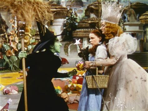 Horrifying Behind The Scenes Secrets Of The Wizard Of Oz Tipopedia