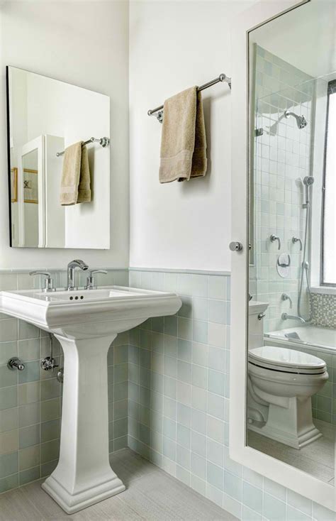 Devonshire® 27 pedestal bathroom sink with single faucet hole. 20 Fascinating Bathroom Pedestal Sinks - House Decorators Collection