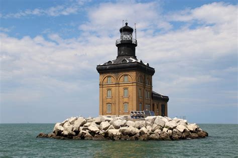 Top Lighthouses Lake Erie Great Lakes Boating