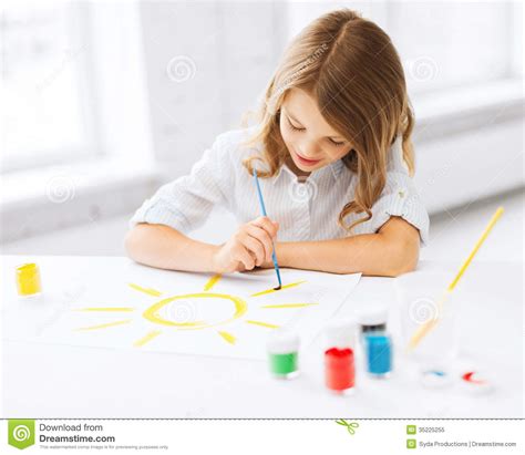 Little Girl Painting Picture Royalty Free Stock Photo