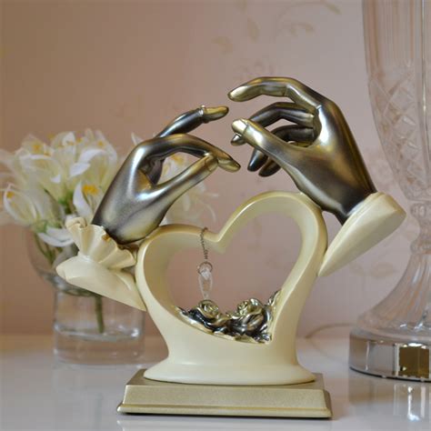 What is the best gift for couples. Wedding Gifts For Couple
