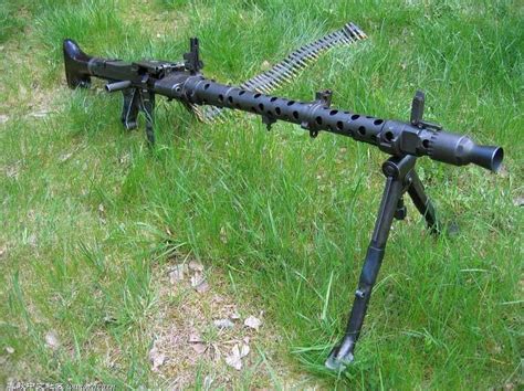 德国mg34机枪：二战优秀机枪，mg42也无法代，产量总不足
