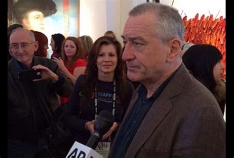 One of the greatest actors of all time, robert de niro was born on august 17, 1943 in manhattan, new york city, to artists virginia (admiral) and robert de niro sr. Revela Robert De Niro que su hijo padece autismo | e ...
