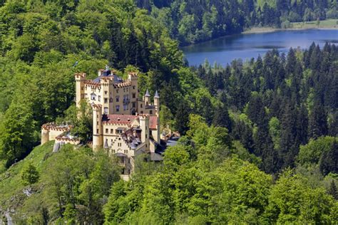 Pour son premier match à l'euro, l'allemagne affronte la france, championne du monde en titre. Top 10 des plus beaux châteaux d'Allemagne - OUI.sncf