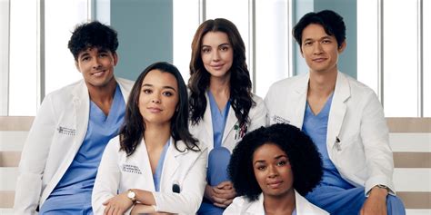 Greys Anatomy Season 19 Cast And Character Guide Who Are The New