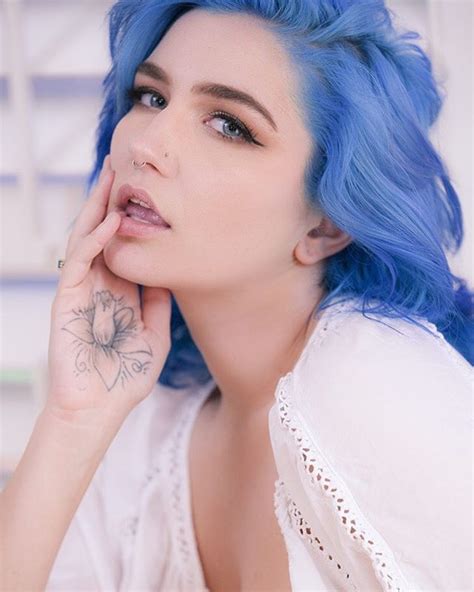 Skye Blueさんmissskyeblue • Instagram写真と動画 Skye Flower Tattoo