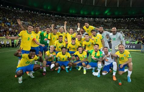 Polling Reuters Brasil Juara Piala Dunia 2022 Halaman 1