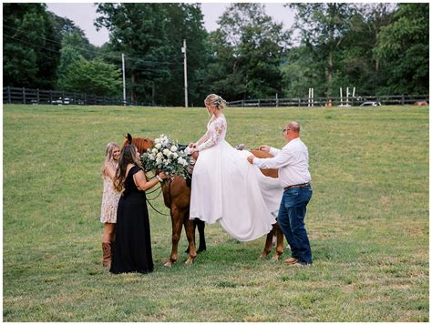 Incredible Horse Wedding Photos At White Fork Ranch Danielle