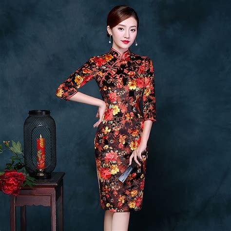 2018 Fashion Velvet Cheongsam Short Yellow Qipao Women Chinese