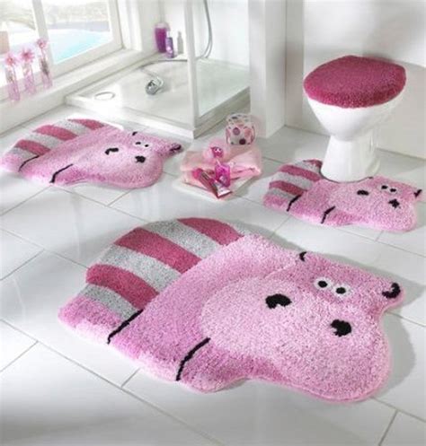 See more ideas about bathroom rugs bath sets gray towels striped towels towel bath mats bathroom grey bathroom rugs black tile. 41+ Awesome & Fabulous Bathroom Rugs for Kids | Pouted.com