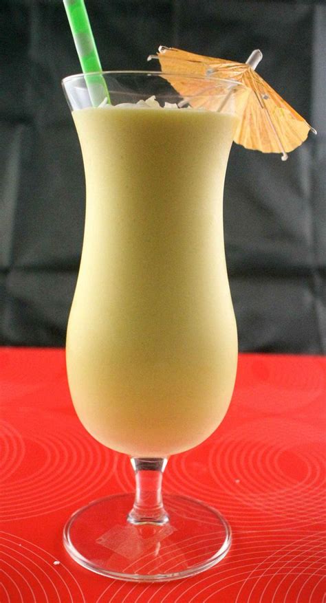 This Creamy Frozen Drink Has One Of The Best Flavor Duos Passionfruit