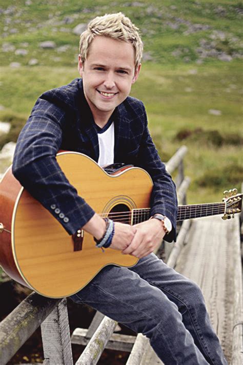 Advertiser.ie - New album from Irish country music star Derek Ryan