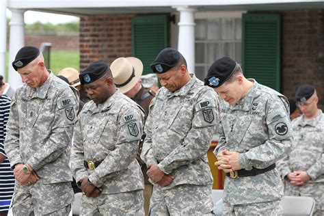 Holman Relinquishes Command Of Military Police Unit At Fort Mchenry