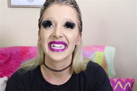 Jenna Marbles On The Perils Of Fake Tanning [nsfw Video]