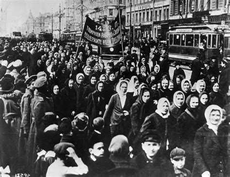 Women And The Russian Revolution