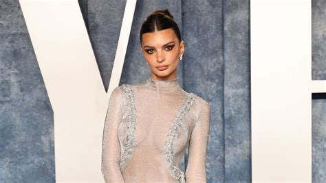 Emily Ratajkowski Proves Shes Queen Of The Naked Dress At The