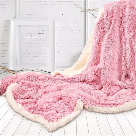 At fabricgateway.com find thousands of fabric categorized into thousands of categories. Super Soft Long Shaggy Fuzzy Faux Fur Bed Cover Warm ...