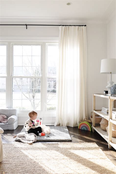 Huge range of different ideas for your children's bedroom, many which aren't difficult or expensive. Our Living Room Play Area: Toy Organization and Favorite ...