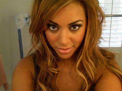 Photos Beyonce Topless Nude Pics Leaked By Hacker