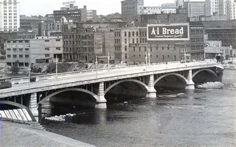Fulton Street Bridge · City Of Grand Rapids Archives And Records Center
