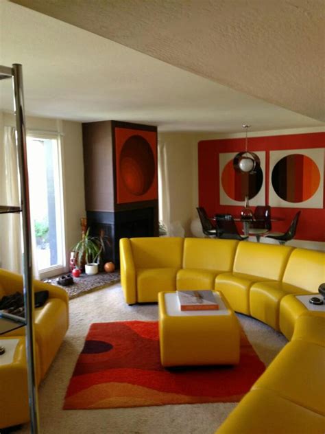 Living room home decor furniture. Vintage Decor: 70s living room... - Vintage.tn | Leading ...