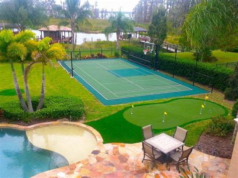 Having your own home backyard basketball court can ensure your family stays active. Backyard Basketball Court Ideas To Help Your Family Become ...