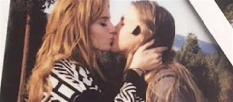 Bella Thorne Comes Out Bisexual Disney Shake It Up Darling Kissed A Girl And Liked It