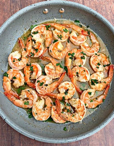 Reduce the heat on the skillet to low, and add the butter and garlic to the pan. Easy Keto Low-Carb Red Lobster Copycat Garlic Shrimp ...