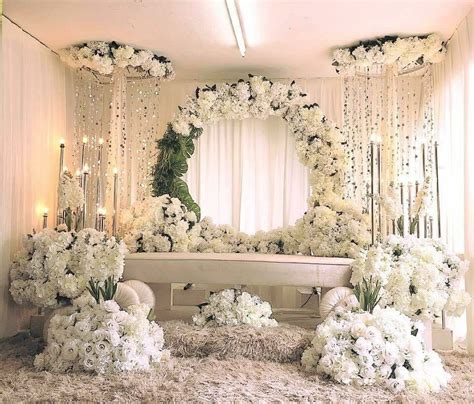 dekorasi ruang tamu penuh bunga nicolstalker